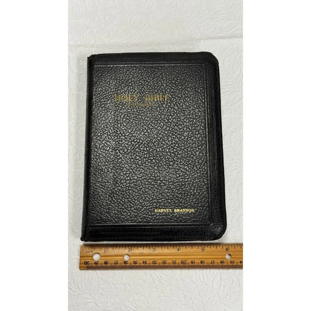 Vintage Holy Bible KJV Red Letter Concordance zipper‎ cover black